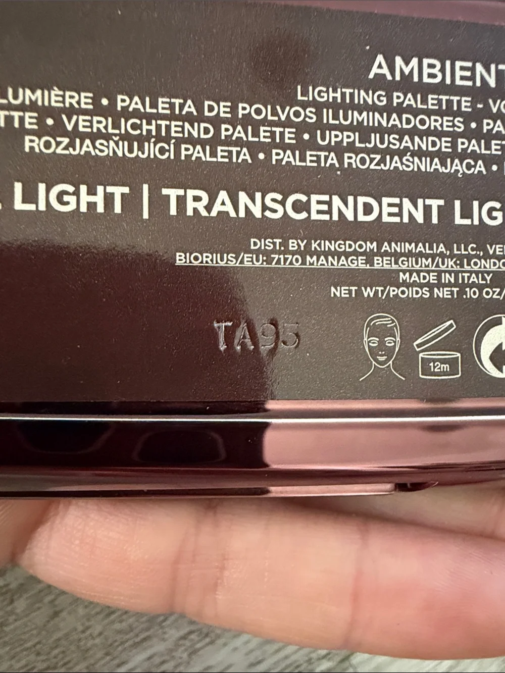 Neutral lighting Bronze Trio Face Palette - volume 3